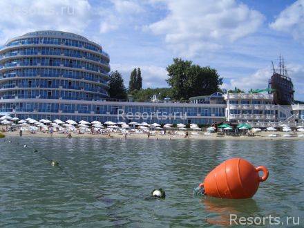 Sirius Beach Hotel 41